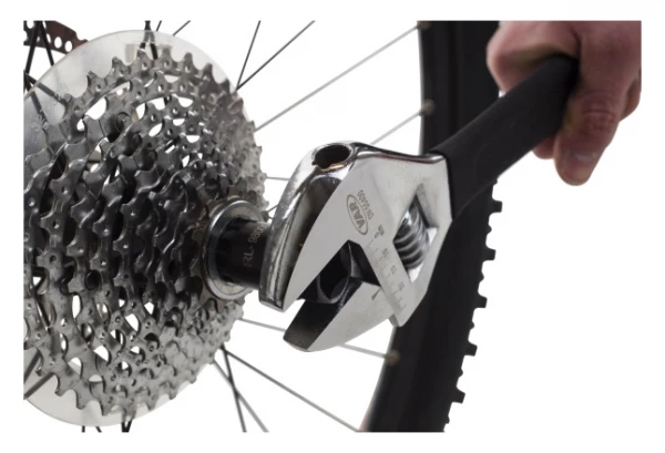 VAR Démonte Cassettes Avec Pilote 5 VAR Démonte Cassettes Avec Pilote – Image 3