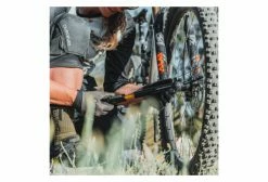 Pompe à Main Lezyne Grip Drive HV 186mm (Max 90 Psi / 6.2 Bar) Noir -Entretien Réparation Route Soldes unnamed file 1878