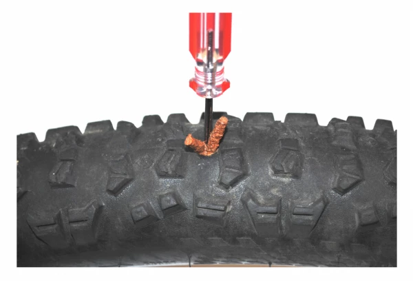 Kit De Réparation MaXalami Basic Tubeless Outil + 3 Mèches 4 Kit De Réparation MaXalami Basic Tubeless Outil + 3 Mèches – Image 2