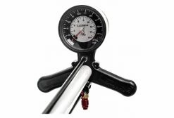 Pompe à Pied Lezyne Classic Floor Drive Blanc -Entretien Réparation Route Soldes unnamed file 5446