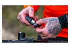 Gonfleur CO2 Muc-Off Road Inflator + 2 Cartouches CO2 16 G -Entretien Réparation Route Soldes unnamed file 659